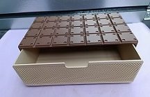 Saját gyártású 3D nyomtatott tárolódoboz levehető fedéllel, részletgazdag felületi mintázattal